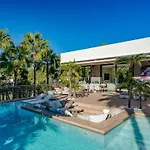 Essence By Interhome *