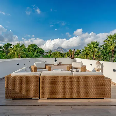 Essence By Interhome *